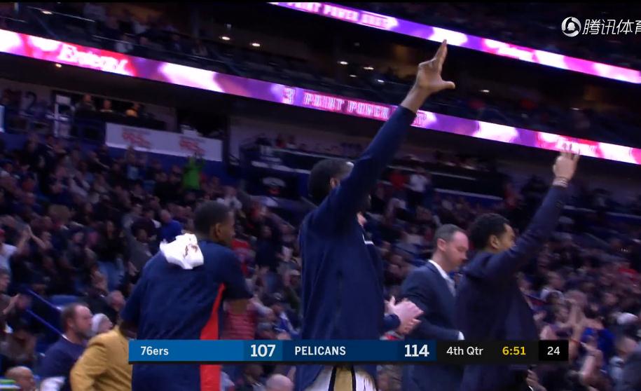 表情包来了闪亮登场,表情包考神驾到