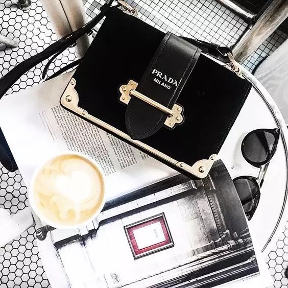 30岁适合香奈儿哪一款包包,40岁以后适合的香奈儿包包