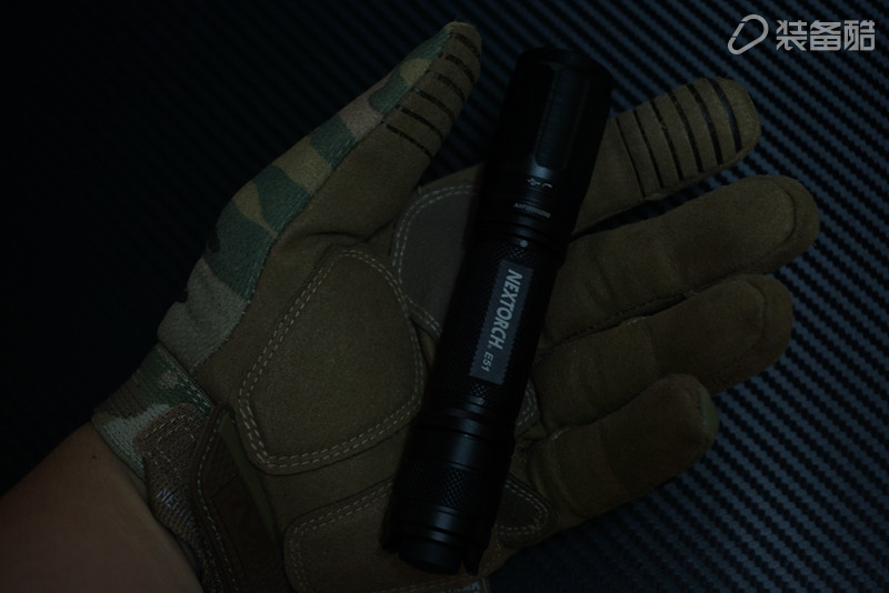 贴小招贴的，我来给你们暴暴光，不讲究