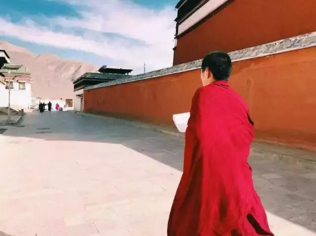 等待一个一起去旅行的人,想和一个人一起去旅行的句子