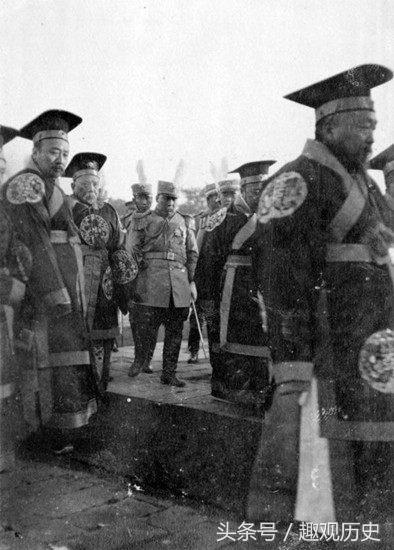 受人蒙蔽还是野心唆使？本是革命先驱的袁世凯，称帝原因争论至今