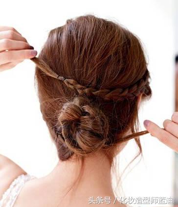 头发少怎么改变发型,国字脸头发少细软适合什么发型