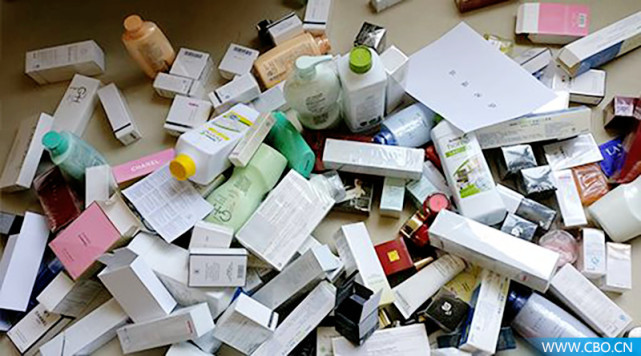 代购实体店化妆品是真的还是假的,通过代购买到假的化妆品怎么办