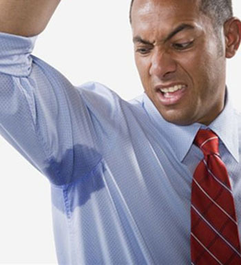 夏季腋下出汗多怎么解决,腋下大量出汗是什么原因怎么治疗