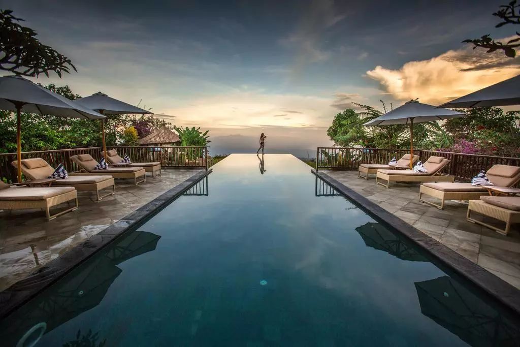 巴厘岛比较好的酒店有哪些,巴厘岛景色最好的酒店