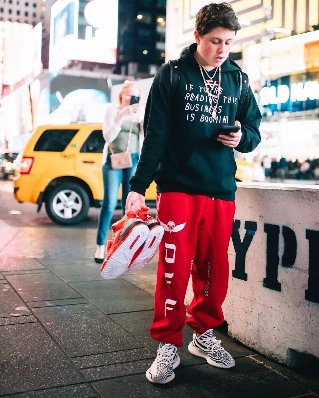 00后倒卖鞋挣钱,00后倒卖球鞋