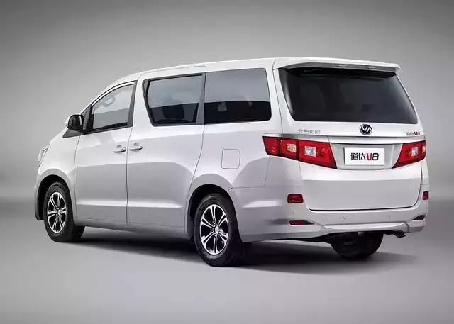 道达v8与埃尔法图片对比,北汽道达v8改装埃尔法