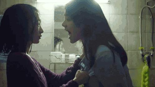 要胖先胖脸，要瘦先瘦胸，赵丽颖的烦恼你有吗？