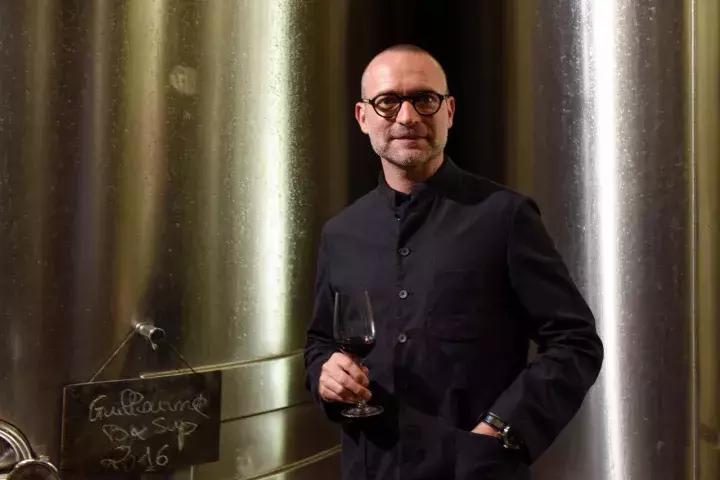 坐拥6家公司,波尔多五家顶级酒庄