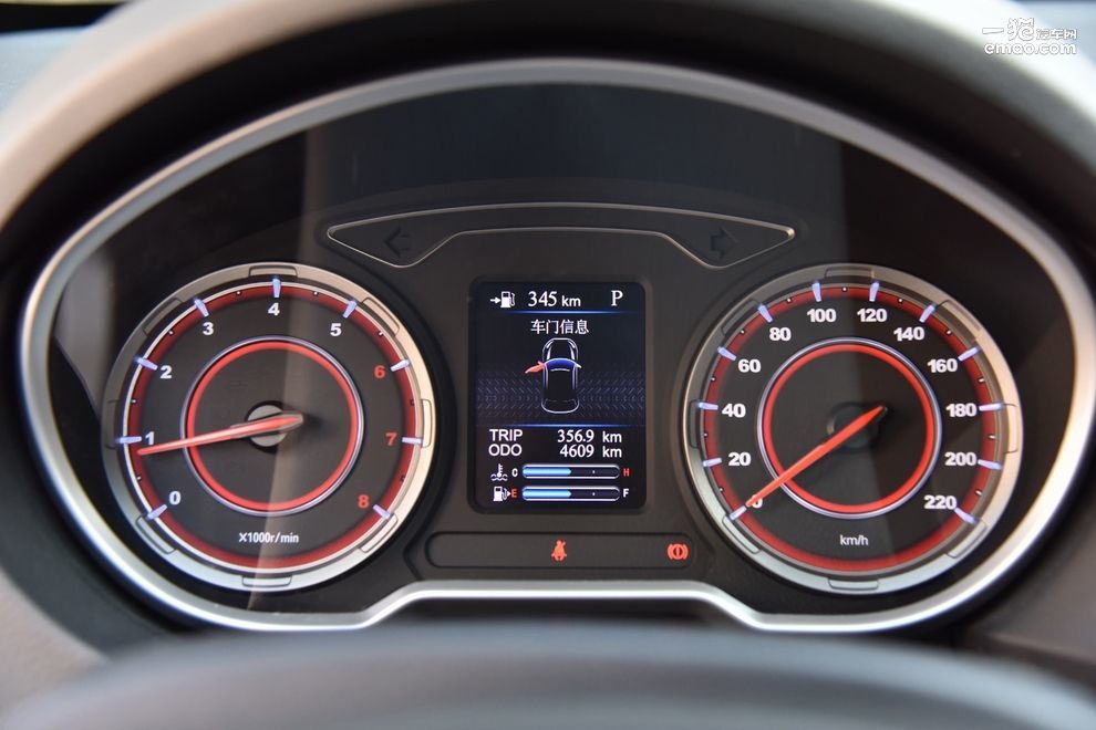 山路试驾第一视角,山路驾驶快感