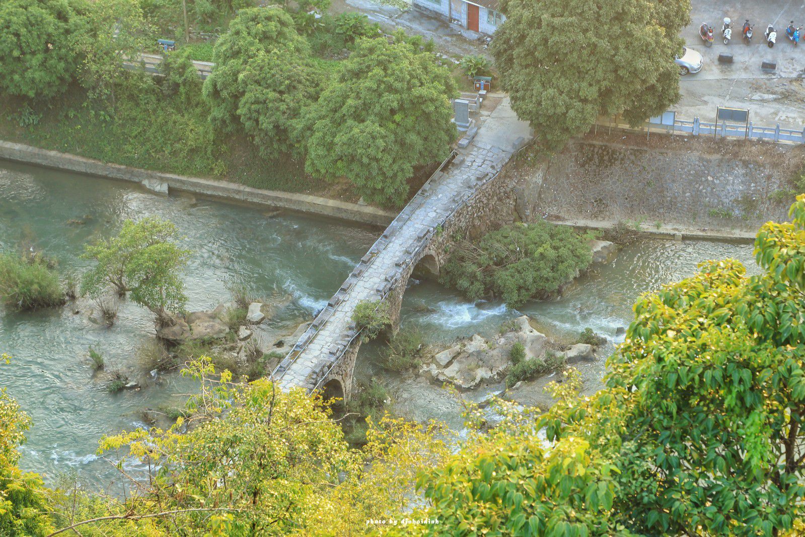 天等小记-登一座山爱一座城看一片天等日夕晨