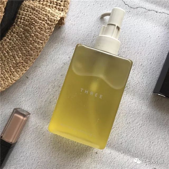 哪款卸妆产品卸得干净,哪款卸妆产品比较好用卸淡妆