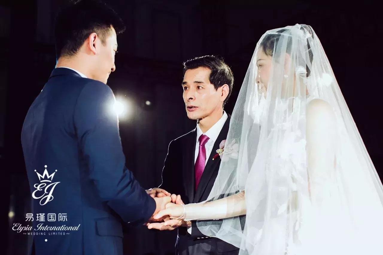 户外婚礼新郎创意出场方式,创意婚礼新郎出场方式有哪些