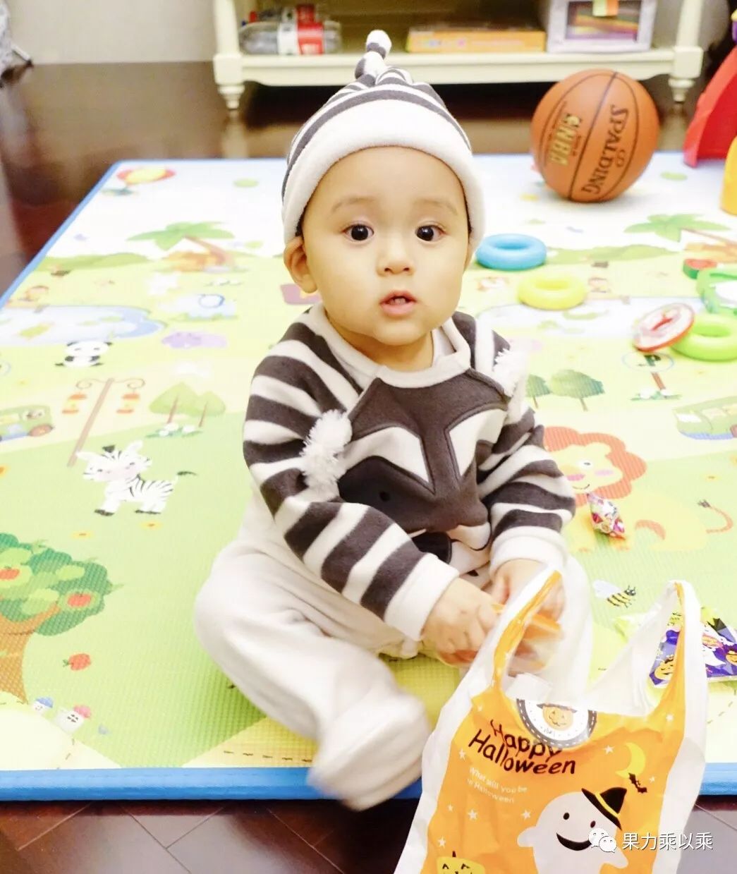 为了让你也生个萌出天际的宝宝，他们决定……