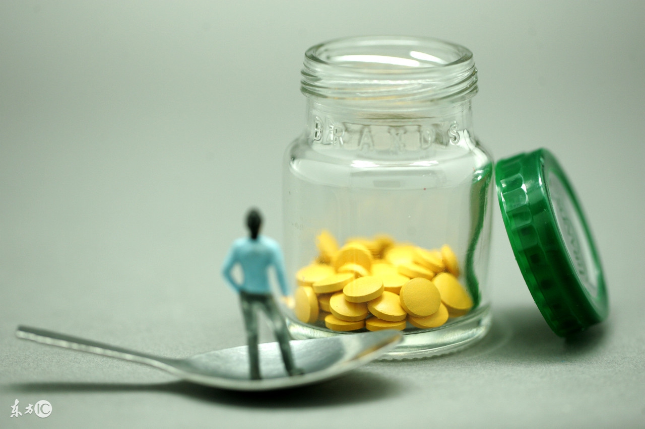 甲亢吃药后头晕得厉害怎么办,甲亢吃药后掉头发严重怎么办