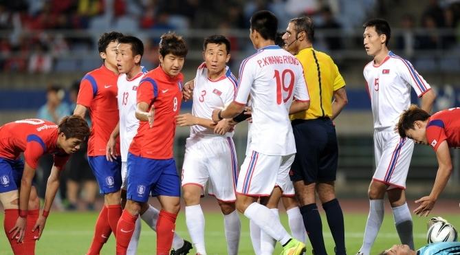 东亚杯国足胜香港队,东亚杯国足冠军