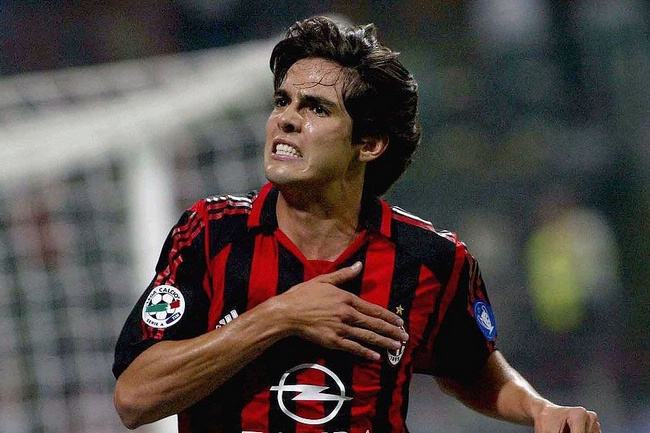 天下足球卡卡退役特辑,天下足球十大催泪解说卡卡退役