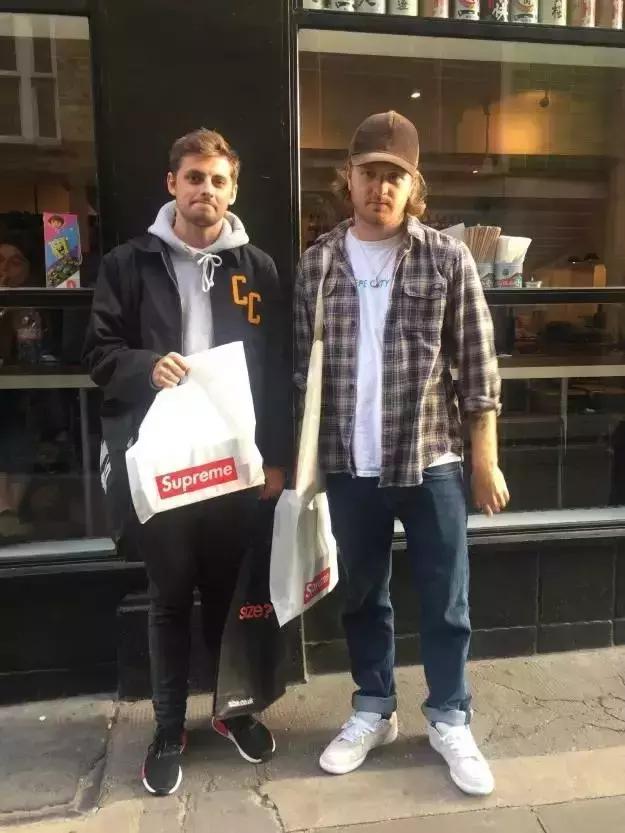 回形针马桶,2000块钱的回形针