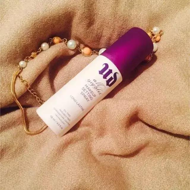 适合干皮卡粉的定妆散粉,拯救混油皮的救星平价