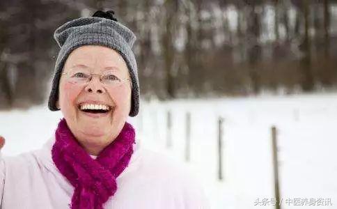 如何防冻疮治冻疮,长冻疮怎么办三招赶走冻疮困扰