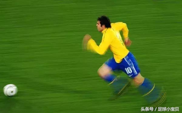 曾经的翩翩少年歌曲,卡卡以前和现在的变化