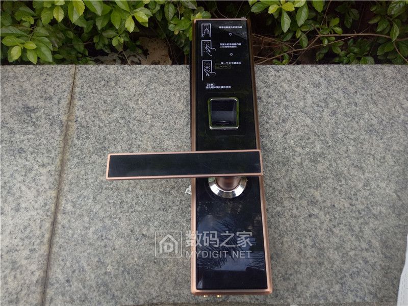 智能门锁容易被小偷无痕打开吗,智能门锁拆解图解