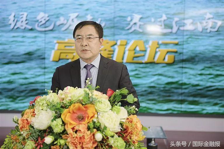 创始人被迫出局,创始人退出公司以后怎么彻底退出