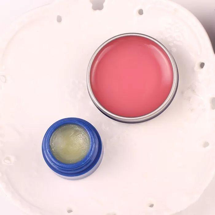 好用的润唇膏性价比高,一款好用到哭的唇膏