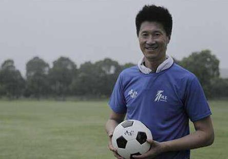 从楼顶看球到亚冠门口，二十年看河北足球乌鸡变凤凰