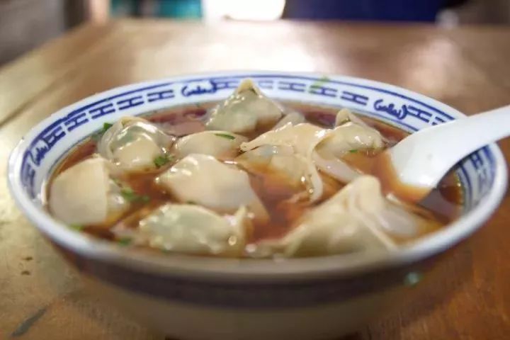 下辈子我只想做一只猪,下辈子我只想做一个俗人