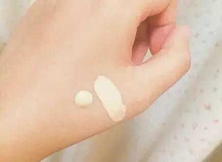 圣罗兰ysl新明彩轻垫粉底液b30,ysl圣罗兰女神逆龄粉底液30ml