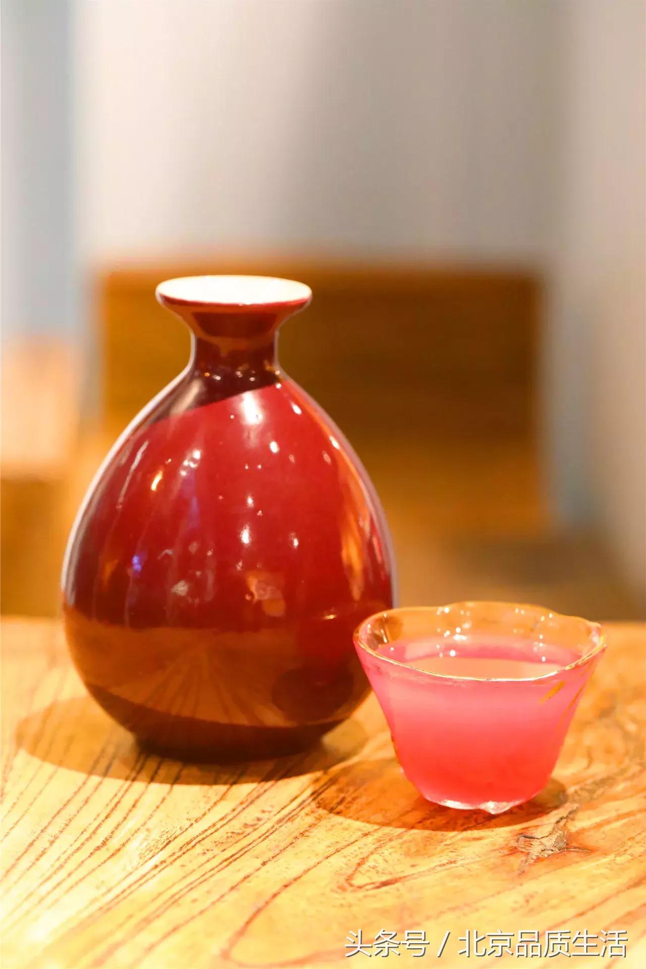 火爆南锣的食肉兽小馆搬到三里屯啦！排到天荒地老也要吃到！