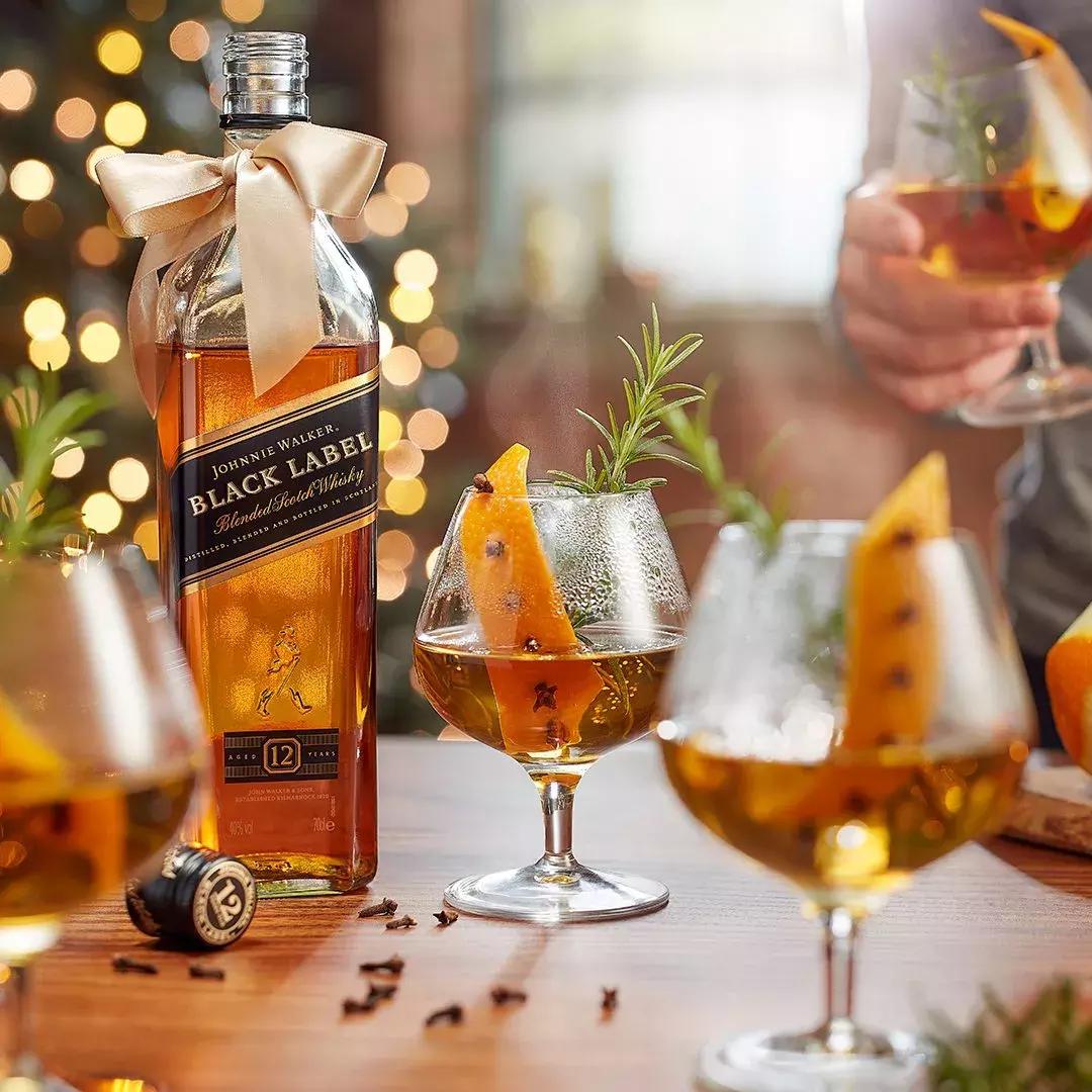 红方和黑方蓝方威士忌的区别,威士忌里黑方红方蓝方有什么区别