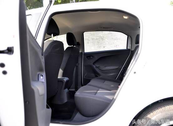 标致301和爱丽舍哪个更值得购买,东风标致301和科鲁兹哪个好