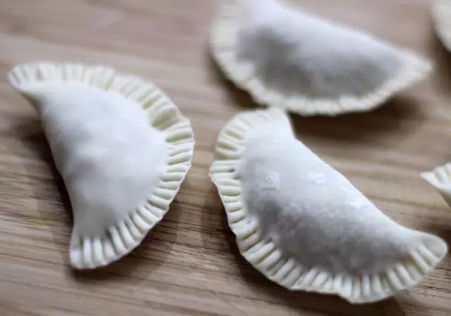 胡萝卜馅饺子100种饺子馅的配方,饺子馅调汤多肉嫩