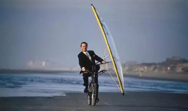 大风天气骑摩托车注意什么,刮风怎么预防