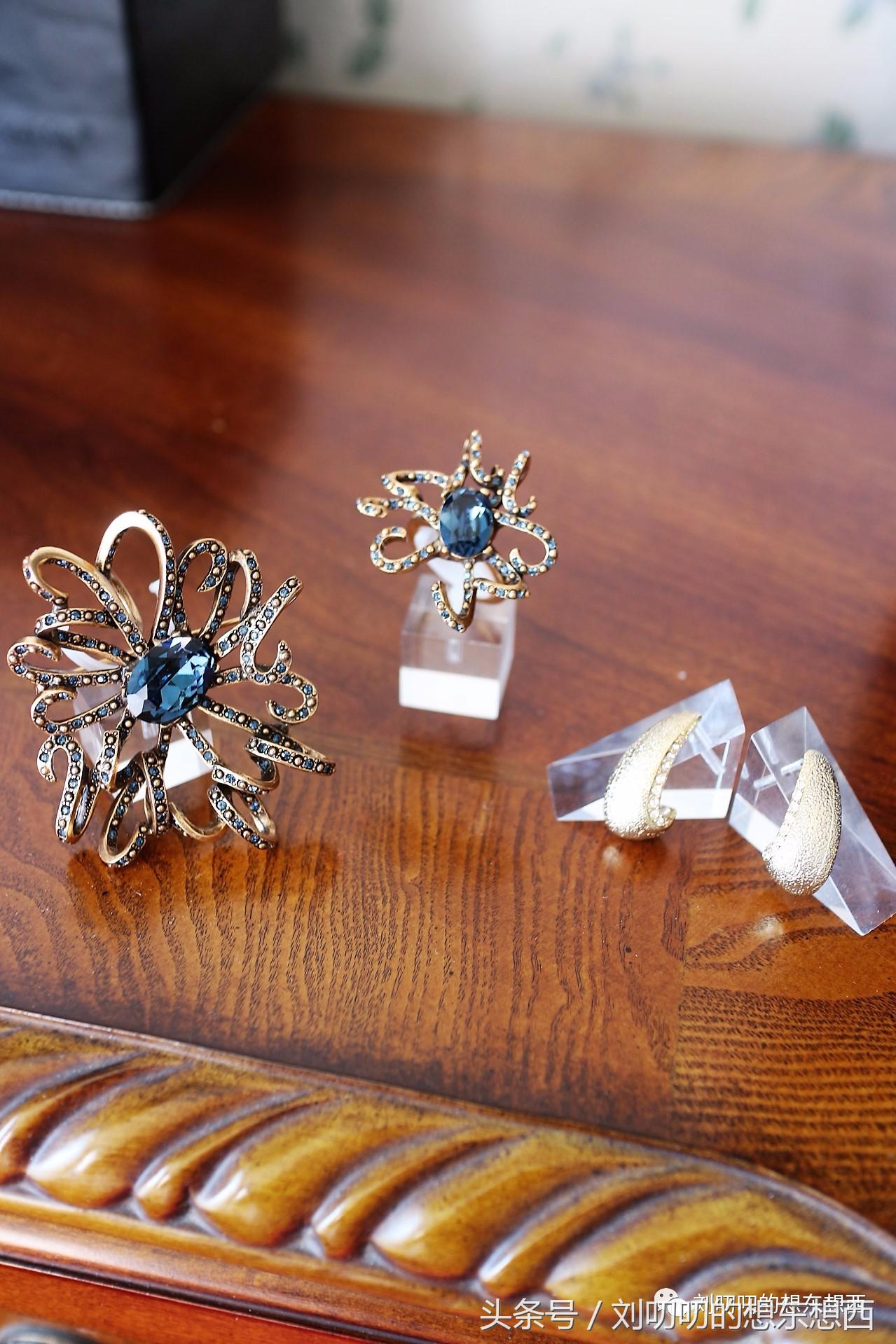 黑look搭配轻松随意,一日一look内搭图片