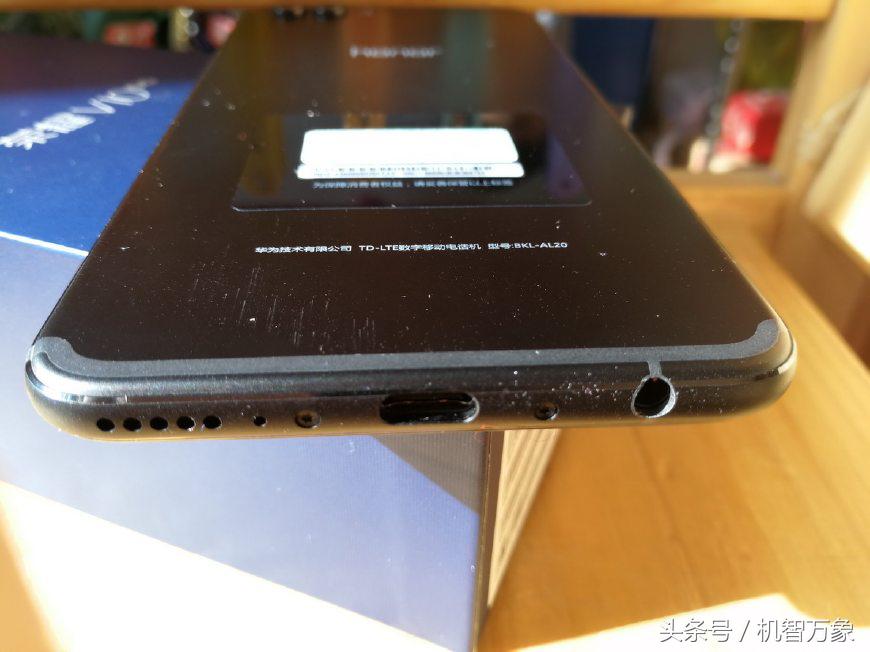 荣耀v10高清内部结构图,荣耀v10开箱的配置