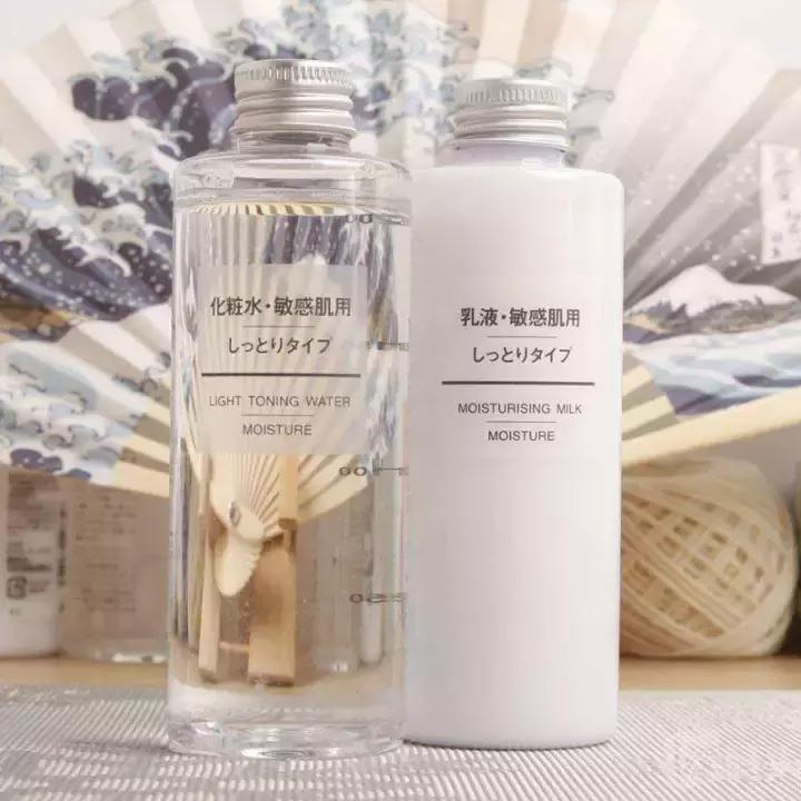 一个月生活费2000可以买大牌吗,一个月两千块钱的工资买的化妆品