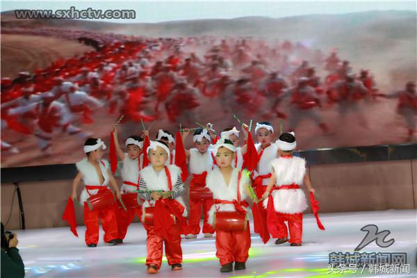 格林童话活动,格林童话幼儿园六一文艺汇演视频