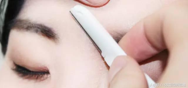 化妆小白看这里，妆这样画才美！简直是手残星人的福音！