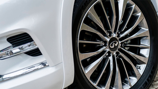 英菲尼迪海外视频,2024款全新一代英菲尼迪qx80