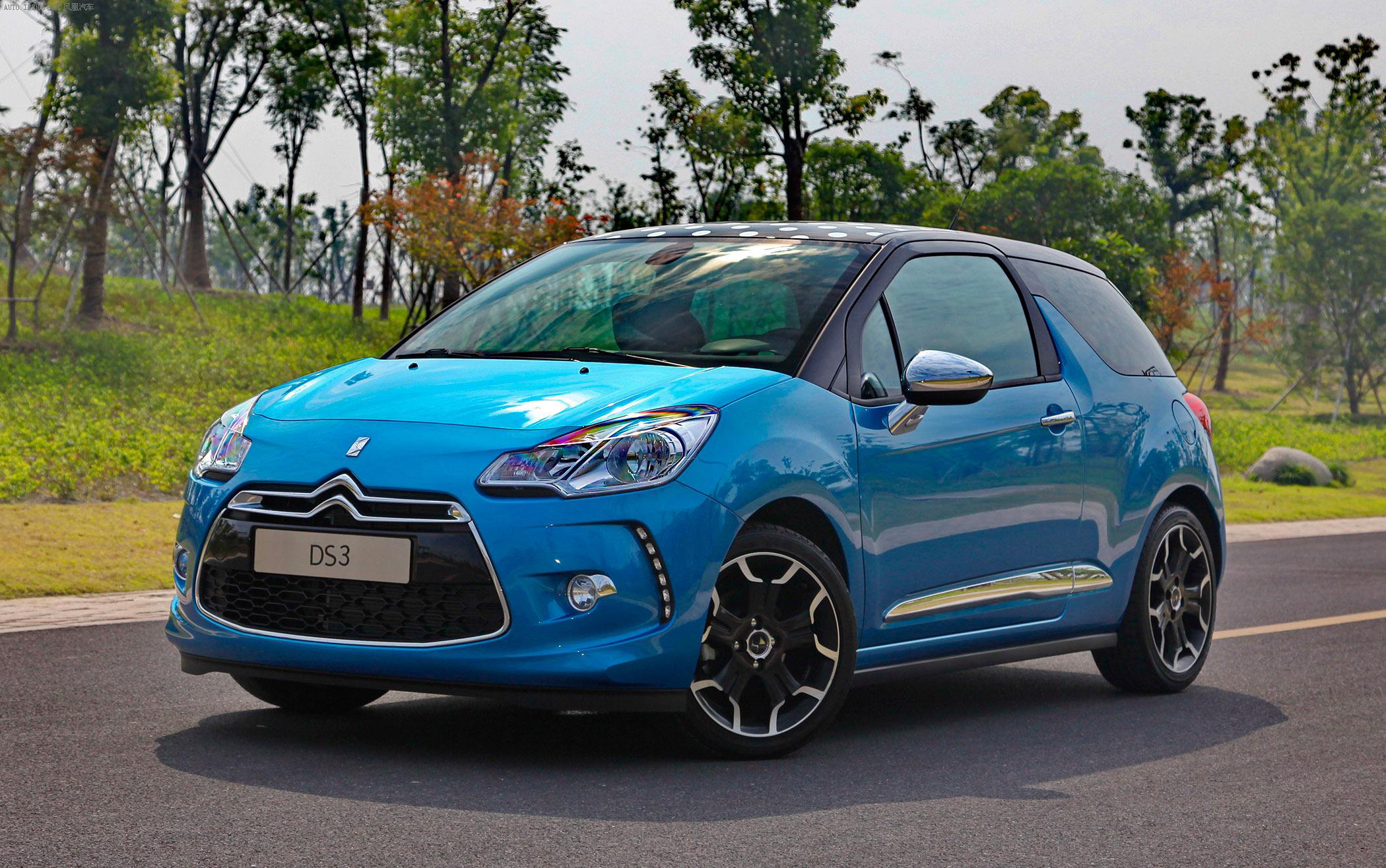 欧洲安全碰撞测试最差的车,菲亚特500安全性测试