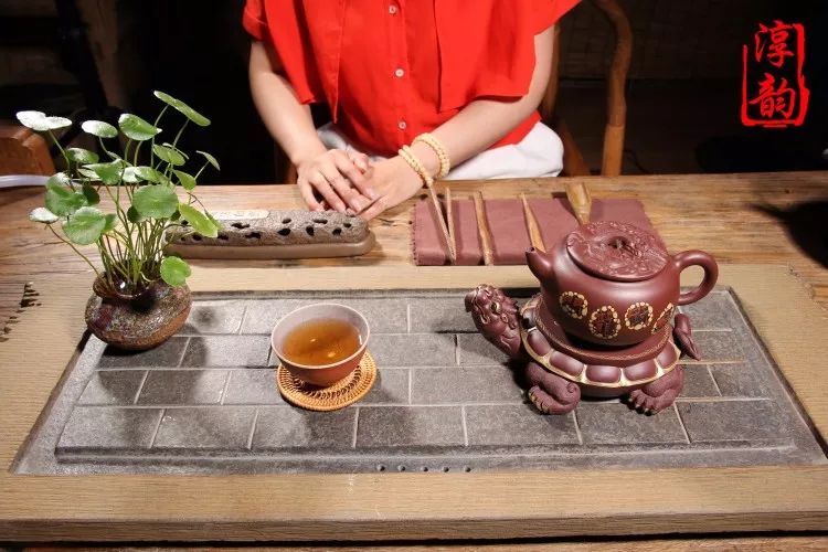 干泡法与湿泡法你更喜欢哪种,泡茶讲究的干泡法和湿泡法的区别