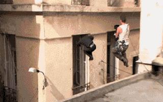 这根本不是摄影师，我觉得这可以跟奥运冠军比拼了！