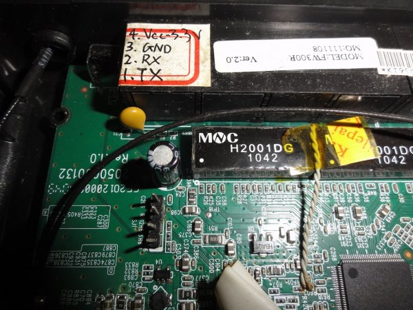 路由器改64MB内存+8MBFLASH+USB跑DD-WRT