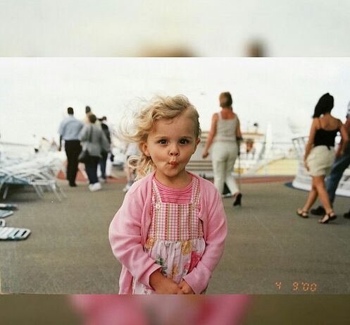 小贝大儿子与女友,小贝长子官宣订婚