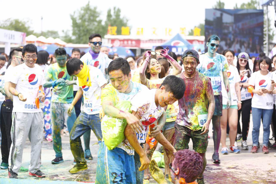 百事可乐西安不夜城活动,百事可乐西安唱歌