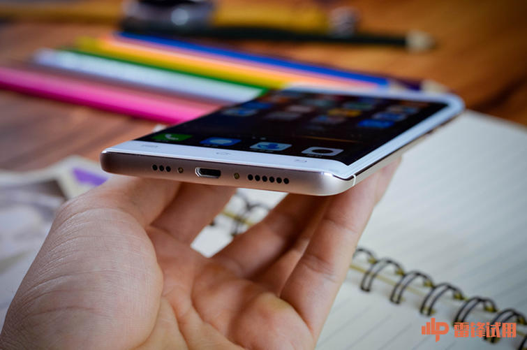 vivo曲屏手机xplay5怎么样,vivoxplay5屏幕老化