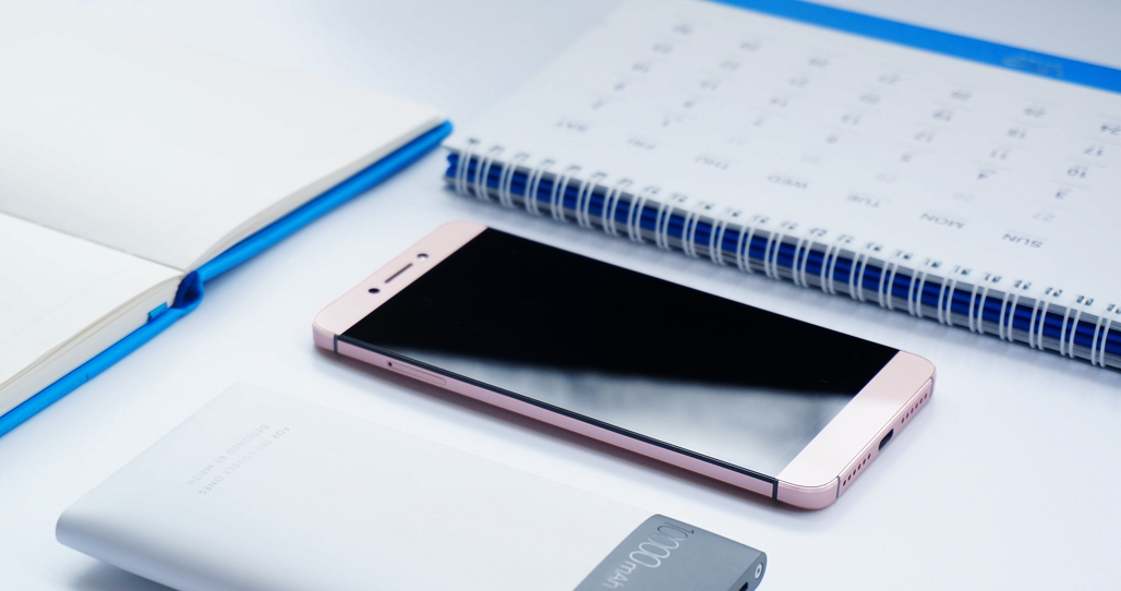 不走寻常路，它偏做围城下的野蛮人—乐2测评